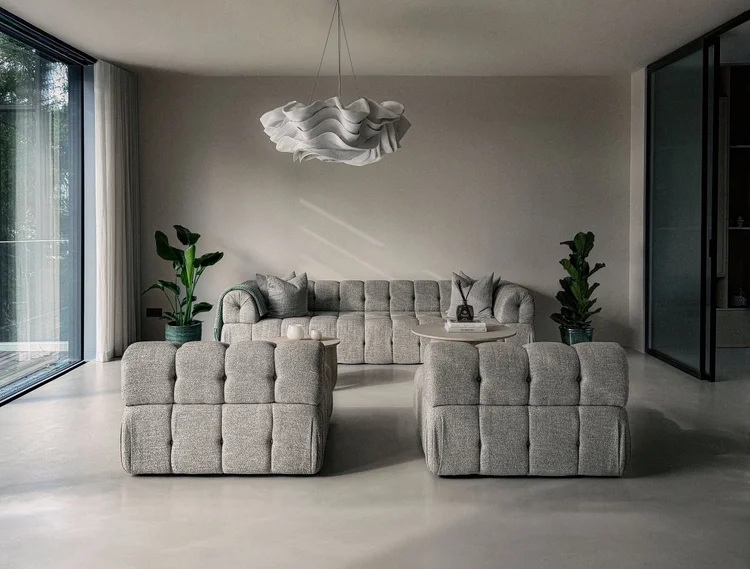  Rooms arranged with care, furniture grown for purpose